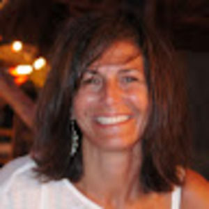 Meet your Posher, Alyson